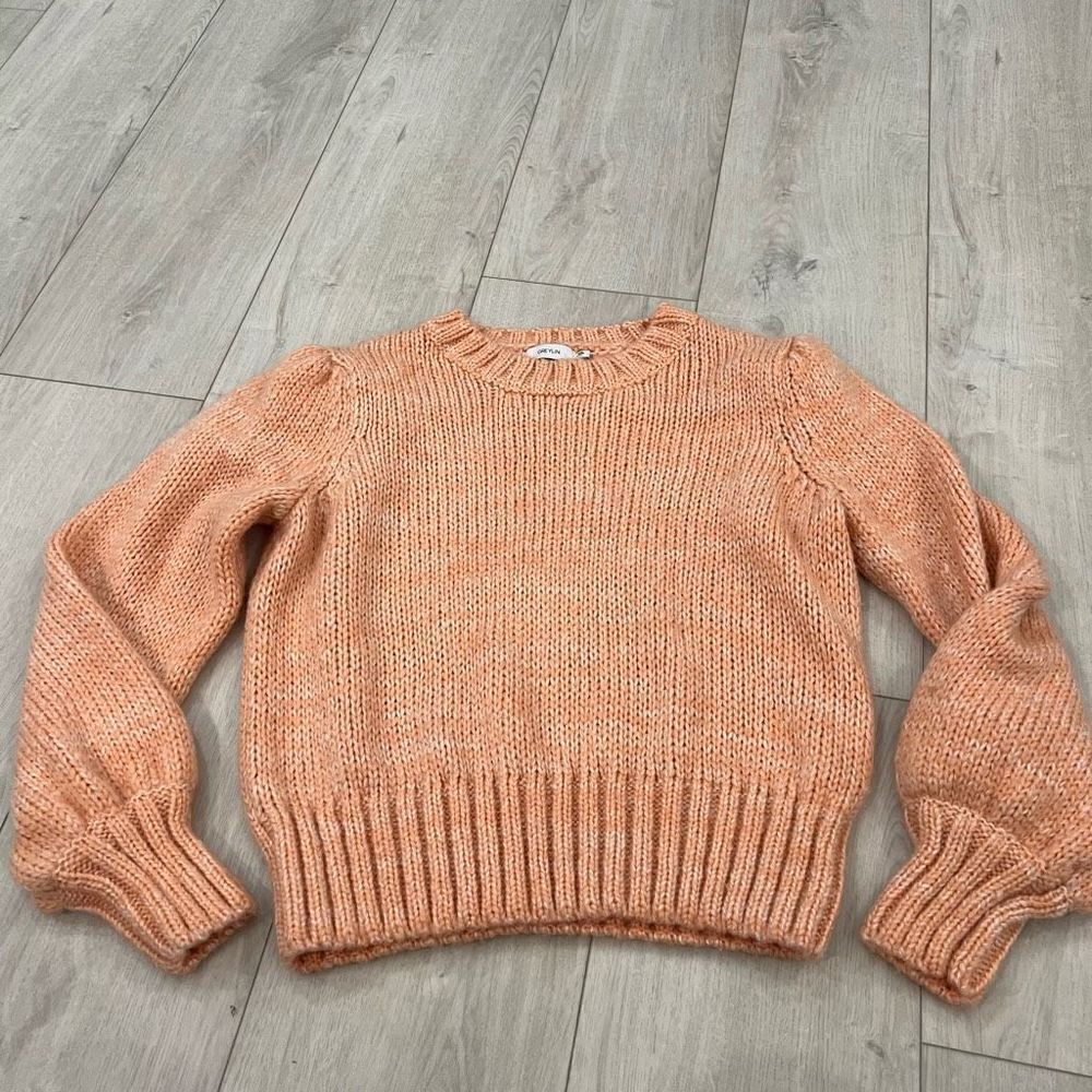 Greylin womens sweater size L
